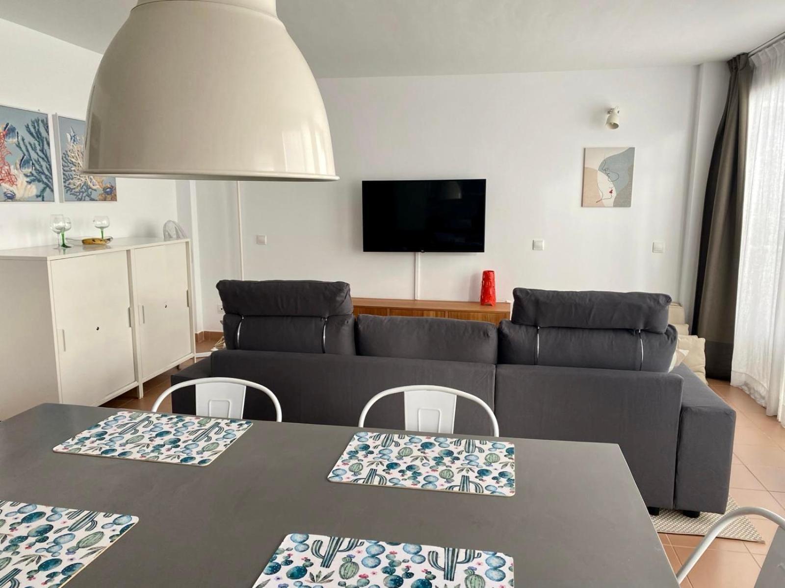 Gran Terrazza, Vista Oceano, Confortevole, Ampio, Wi-Fi กอสตากาลมา ภายนอก รูปภาพ